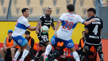 Futbol, Universidad Catolica vs Colo Colo.