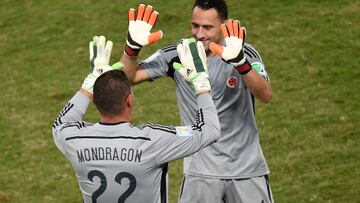 David Ospina y Faryd Mondragón, arqueros de Colombia en el Mundial de Brasil 2014.