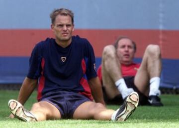 Frank de Boer durante un entrenamiento del Barcelona.