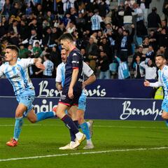 La Rosaleda, un muro para el Deportivo