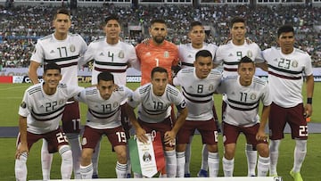 Posible alineación inicial de México hoy vs Costa Rica en Copa Oro