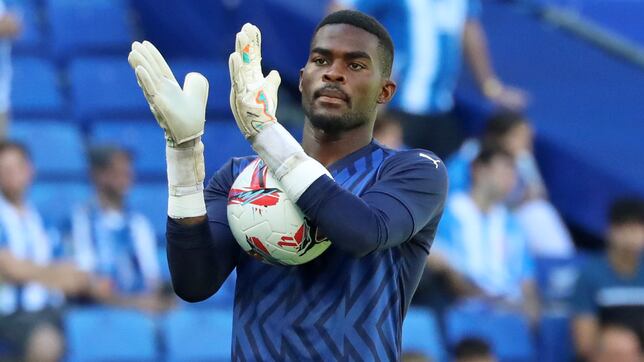 Owono y Abqar, con sus respectivas selecciones nacionales