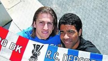 <b>UNIDOS A POR LA REMONTADA.</b> El vestuario del Deportivo se ha conjurado en la última semana para buscar la remontada contra el Aalborg. Filipe Luis y Bodipo son dos de los jugadores que esta noche saltarán al terreno de juego con la complicada misión de levantar el 3-0 de la ida.