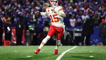 ORCHARD PARK, NEW YORK - JANUARY 21: Patrick Mahomes #15 of the Kansas City Chiefs in action against the Buffalo Bills during their AFC Divisional Playoff game at Highmark Stadium on January 21, 2024 in Orchard Park, New York.   Al Bello/Getty Images/AFP (Photo by AL BELLO / GETTY IMAGES NORTH AMERICA / Getty Images via AFP)