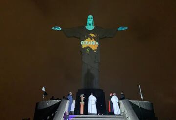 Cristo Redentor se ilumina como símbolo de unión ante coronavirus