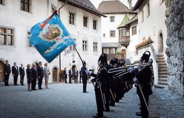 Los 22 países que sobreviven sin ejército: uno hace frontera con España y otro ‘humilló’ a Reino Unido en las ‘Guerras del Bacalao’