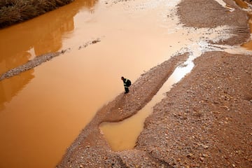 La imagen muestra una zona afectada por fuertes lluvias que provocaron inundaciones, en Paiporta.