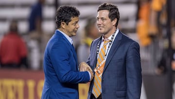 Chris Canetti, anunció su destitución este viernes para unirse a los esfuerzos de la ciudad de Houston para ser una de las ciudades mundialistas en 2026.