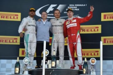 Nico Rosberg, Lewis Hamilton y Kimi Raikkonen.