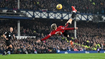 El Puskas 2024 es indiscutible: la locura de Garnacho es la elegida, ¡golazo!