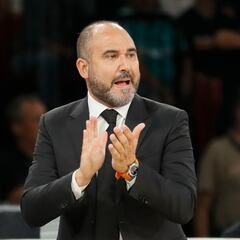 Mateo: “El Obradoiro siempre sorprende con buenos fichajes”