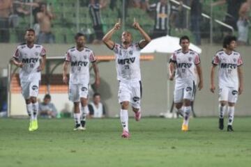 La celebración de Atlético Mineiro después del gol de Lucas Pratto.