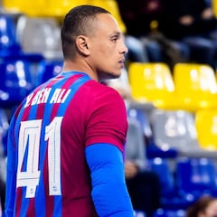 El Puente Genil tutea al
poderoso Barça en el Palau