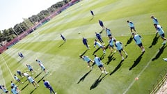 Grupo del Atlético en una sesión en el Cerro.