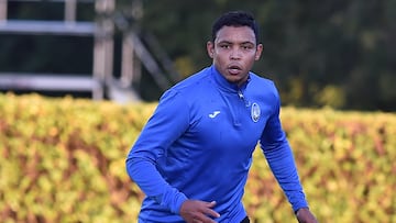 Zingonia (Italy), 08/11/2023.- Atalanta'Äôs Luis Muriel in action during a training session at Bortolotti Training Center in Zingonia, Italy, 08 November 2023. Atalanta BC will face SK Sturm Graz in a UEFA Europa League group D soccer match on 09 November. (Italia) EFE/EPA/MICHELE MARAVIGLIA