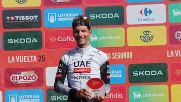 Joao Almeida se llevó la decimotercera etapa de La Vuelta 2025 en el Angliru.