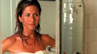 Jennifer Aniston clears up whether or not she used a body double for her internet-breaking nude scene