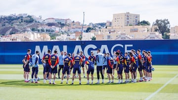 Círculo previo antes de empezar el trabajo.