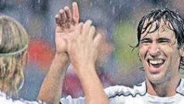 <b>REGRESAN LOS CAPITANES. </b>Raúl y Guti volverán hoy al once titular. El primero se ha perdido tres partidos y el segundo, cinco.