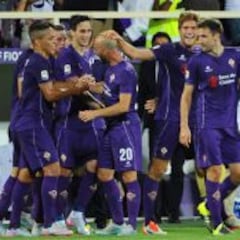 Fiorentina y Matías logran cómodo triunfo sobre Milán