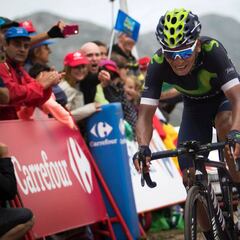 Quintana storms to Stage 10 win and regains the lead