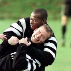 Asprilla y Alan Shearer se apuestan una barbacoa