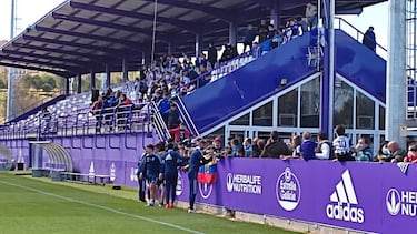 Baño de multitudes con Monchu, pero sin Weissman