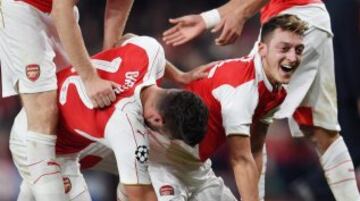 (7) Arsenal se mantiene en la misma posición pero con más ingresos que el año pasado. 468,5 millones de euros logró este año. 350,4 el año pasado.