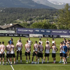 Valencia: Guedes y Cheryshev ensayan como ‘cuarto’ delantero
