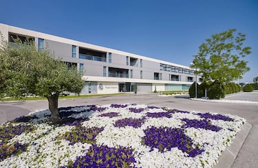 La Ciudad Real Madrid es el hogar de los equipos de las categorías inferiores de fútbol, tanto masculino como femenino.