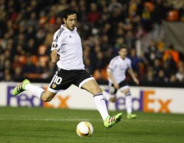 Parejo marca el 2-0.