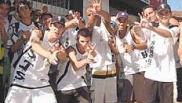 <b>"LE PERDONAREMOS CUANDO VUELVA A MARCAR UN GOL". </b>La torcida está con Robinho.