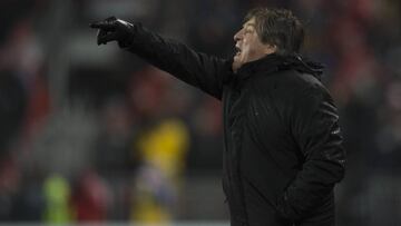 Miguel Herrera denuncia que la policía golpeó a jugadores