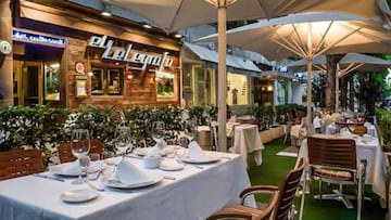 Su terraza es ideal para disfrutar de marisco y pescado fresco al aire libre