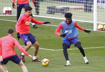 Multitudinario entrenamiento en el Wanda Metropolitano