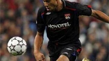 Baros al Lyon y Carew al Aston Villa