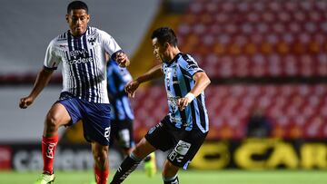 (L-R), Luis Romo of Monterrey and Pablo Barrera of Queretaro during the game Queretaro vs Monterrey, corresponding Round 04 the Torneo Apertura 2022 of the Liga BBVA MX at La Corregidora Stadium, on July 21, 2022.
<br><br>
(I-D), Luis Romo de Monterrey y Pablo Barrera de Queretaro durante el partido Queretaro vs Monterrey, correspondiente a la Jornada 04 del Torneo Apertura 2022 de la Liga BBVA MX en el Estadio La Corregidora, el 21 de julio de 2022.