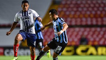  (L-R), Luis Romo of Monterrey and Pablo Barrera of Queretaro during the game Queretaro vs Monterrey, corresponding Round 04 the Torneo Apertura 2022 of the Liga BBVA MX at La Corregidora Stadium, on July 21, 2022.

<br><br>

(I-D), Luis Romo de Monterrey y Pablo Barrera de Queretaro durante el partido Queretaro vs Monterrey, correspondiente a la Jornada 04 del Torneo Apertura 2022 de la Liga BBVA MX en el Estadio La Corregidora, el 21 de julio de 2022.