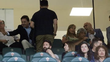 04-06-19
 PARTIDO LIOGA SEGUNDA DIVISION ELCHE - DEPORTIVO CORU&Atilde;A 
 PALCO 
 JOSE SEPULCRE, PATRICIA RODRIGUEZ Y ANTONIO ROCAMORA