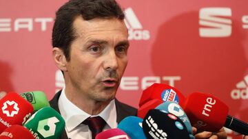 Guillermo Amor defendi&oacute; a Adri&aacute; Pedrosa tras lo sucedido con Leo Messi.