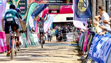 Final de la cuarta etapa de la Andalucía Bike Race.
