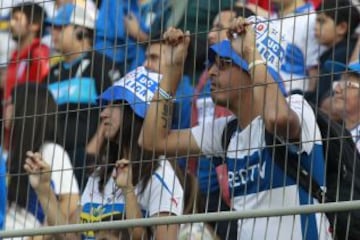 2015. Después de ir ganando 3-0, Católica tiró a la basura la ventaja, Iquique igualó y la UC le dejó el camino libre a Cobresal para que fuera campeón. Por varios minutos el cuadro cruzado era puntero, un punto sobre los mineros.