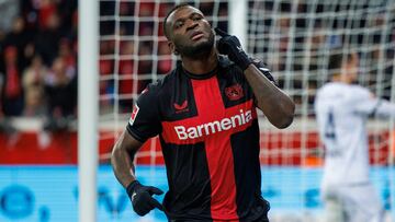 Leverkusen (Germany), 20/12/2023.- Leverkusen's Victor Boniface celebrates after scoring the 4-0 goal during the German Bundesliga soccer match between Bayer 04 Leverkusen and VfL Bochum in Leverkusen, Germany, 20 December 2023. (Alemania) EFE/EPA/CHRISTOPHER NEUNDORF CONDITIONS - ATTENTION: The DFL regulations prohibit any use of photographs as image sequences and/or quasi-video.
