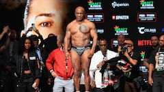 How old is Mike Tyson, and what is the age difference between him and Jake Paul?