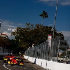 Exhibición de Newgarden, Penske y Álex Palou