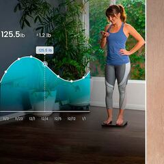 Mide tu peso y otros 12 datos corporales con esta báscula inteligente superventas