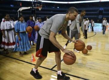 Excelente acogida para la NBA en Ciudad de México. Gran éxito antes, durante y después del partido en el primer partido oficial en suelo mexicano desde 1997. Howard, Harden, Wiggins... un día inolvidable para los aficionados mexicanos.