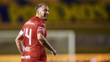 En entrevista con Pasi&oacute;n W, el timonel de los Diablos Rojos del Toluca alab&oacute; el aporte que el jugador argentino le da al equipo dentro y fuera de la cancha.