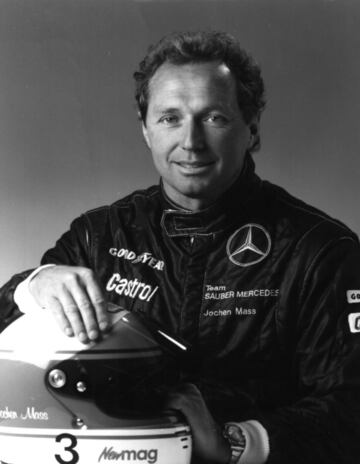 114 GGPP para este alemán que logró una victoria y ocho podios en F1. Se impuso en las 24 Horas de Le Mans de 1989 y probó el Dakar en 1984 con un Mercedes-Benz 500 SLC. Un año más tarde corrió con Porsche 959 y abandonó después de un accidente con varias vueltas de campana.