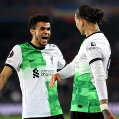 Luis Díaz, dentro de los mejores en la victoria del Liverpool